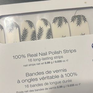 Color Street Palm Before the Storm